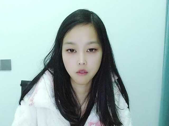 Selinababy99's BongaCams show and profile