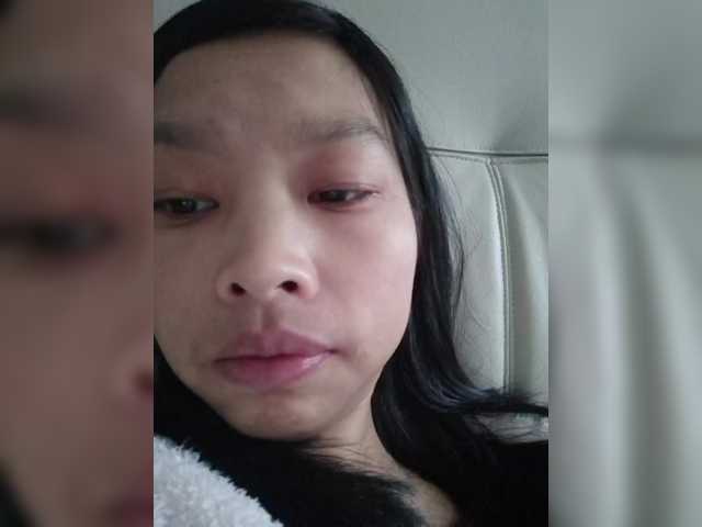 Selinababy99's BongaCams show and profile