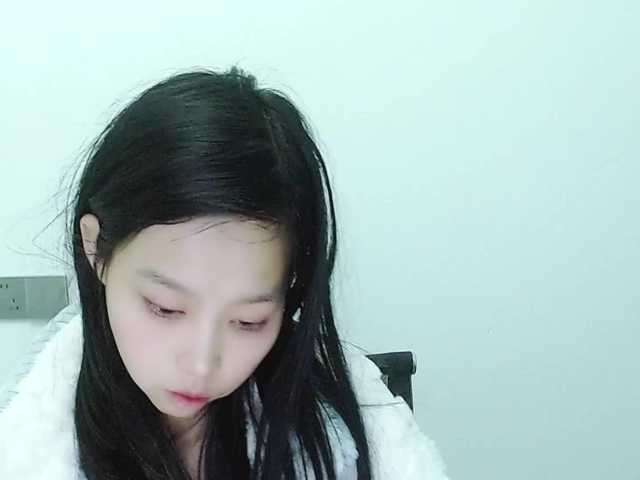 Selinababy99's BongaCams show and profile