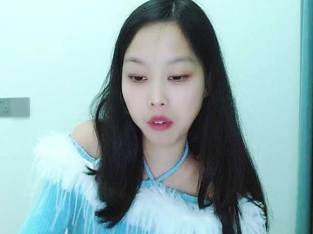 Selinababy99's BongaCams show and profile