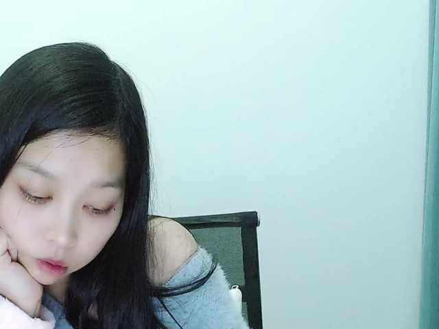 Selinababy99's BongaCams show and profile