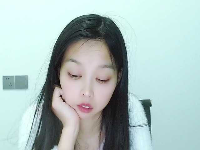 Selinababy99's BongaCams show and profile