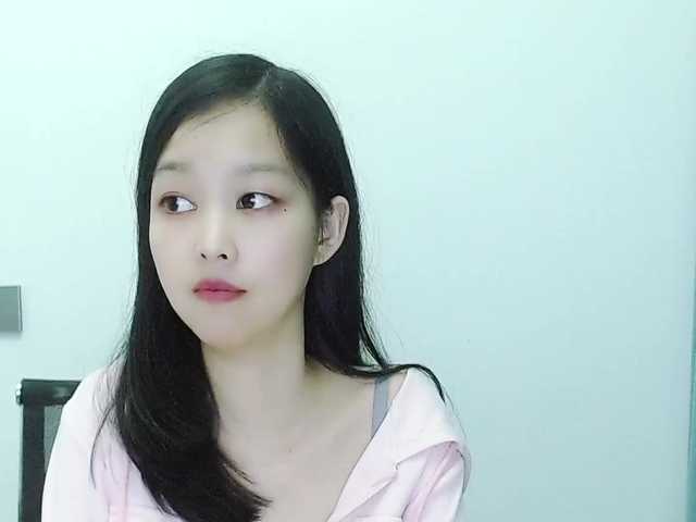 Selinababy99's BongaCams show and profile