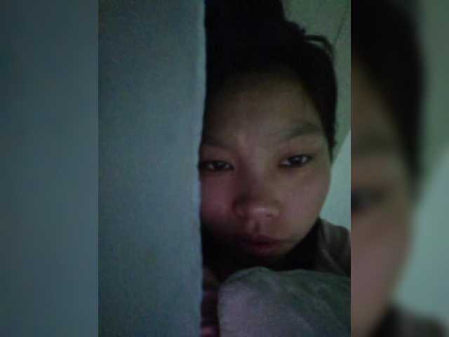 Selinababy99's BongaCams show and profile