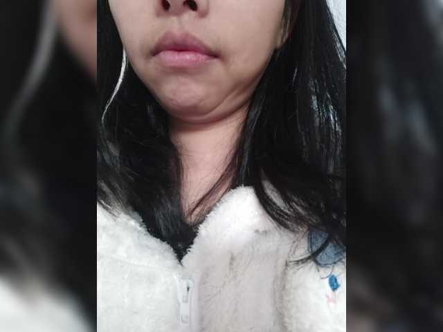 Selinababy99's BongaCams show and profile