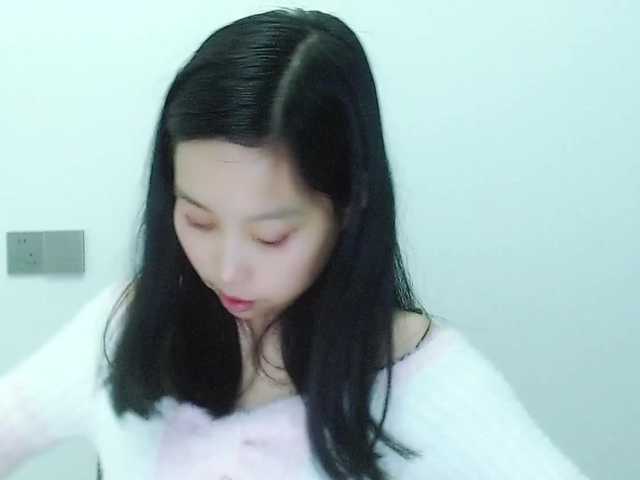 Selinababy99's BongaCams show and profile