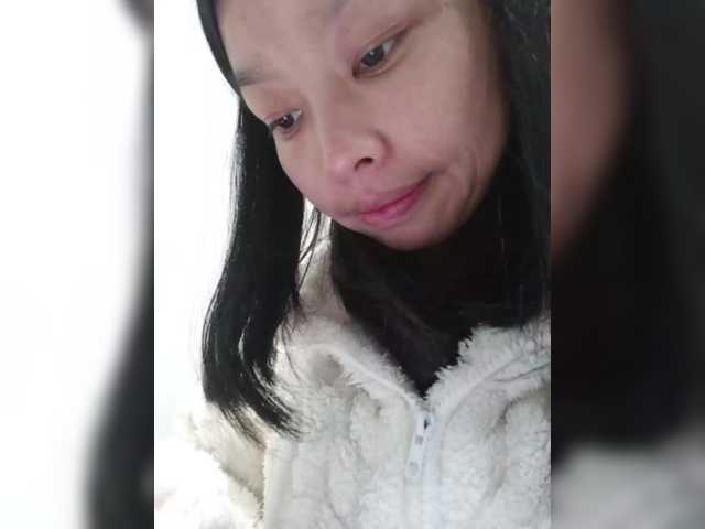 Selinababy99's BongaCams show and profile