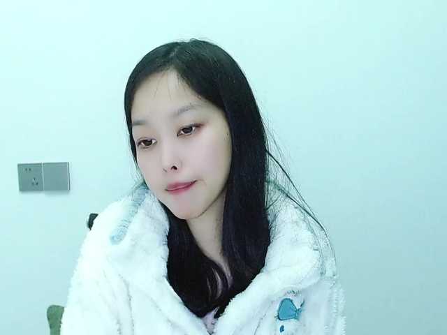 Selinababy99's BongaCams show and profile