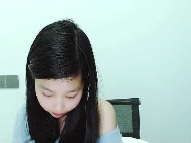 Selinababy99's BongaCams show and profile