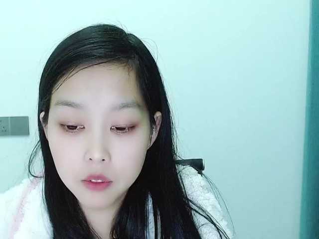 Selinababy99's BongaCams show and profile