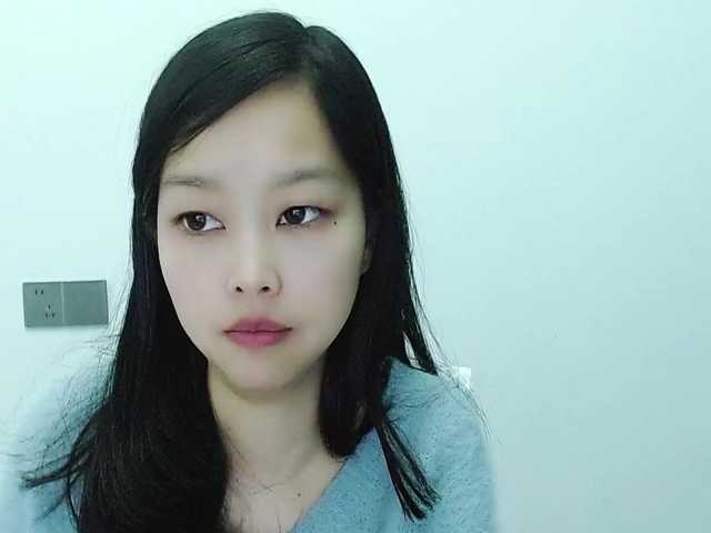 Selinababy99's BongaCams show and profile