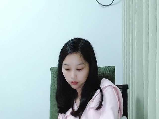 Selinababy99's BongaCams show and profile