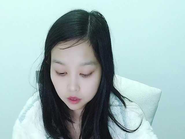 Selinababy99's BongaCams show and profile