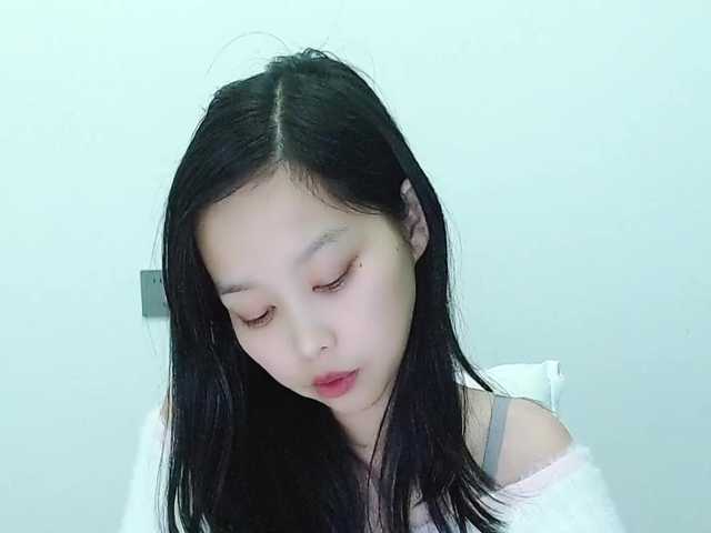 Selinababy99's BongaCams show and profile