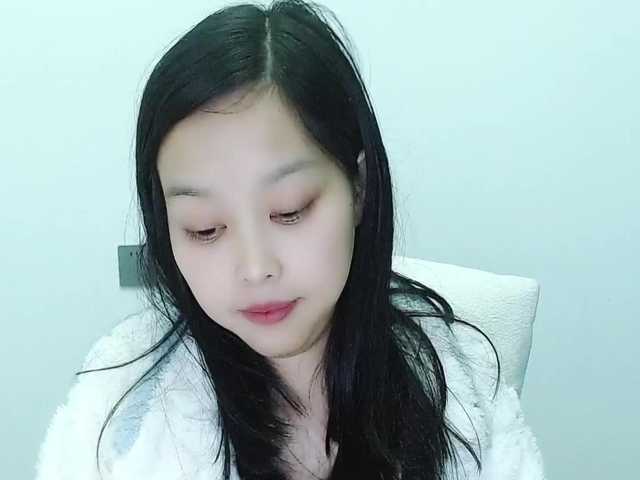 Selinababy99's BongaCams show and profile