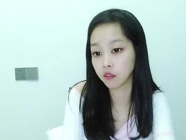 Selinababy99's BongaCams show and profile