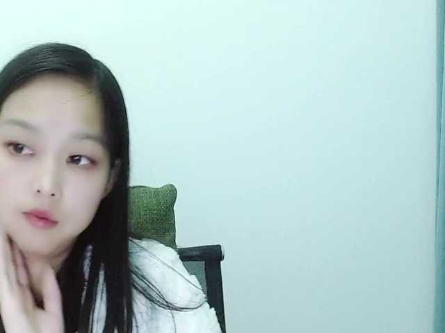 Selinababy99's BongaCams show and profile