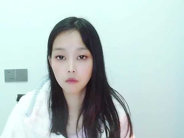 Selinababy99's BongaCams show and profile