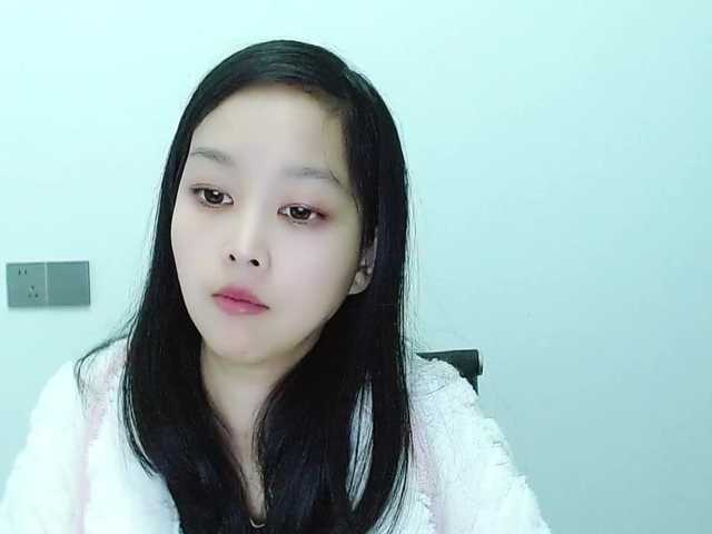 Selinababy99's BongaCams show and profile