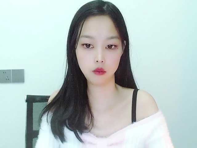 Selinababy99's BongaCams show and profile