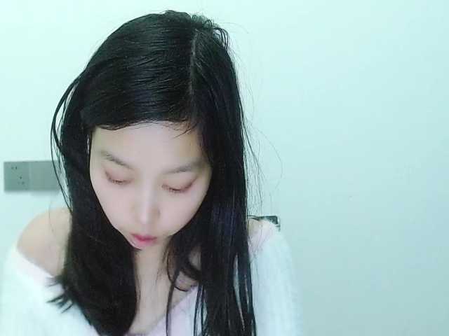 Selinababy99's BongaCams show and profile