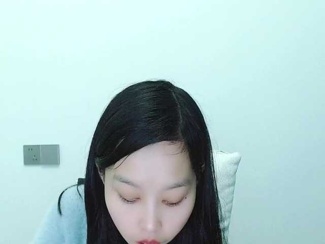 Selinababy99's BongaCams show and profile