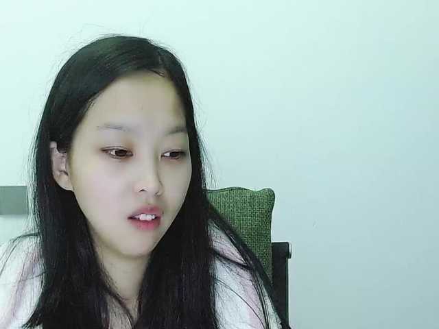 Selinababy99's BongaCams show and profile