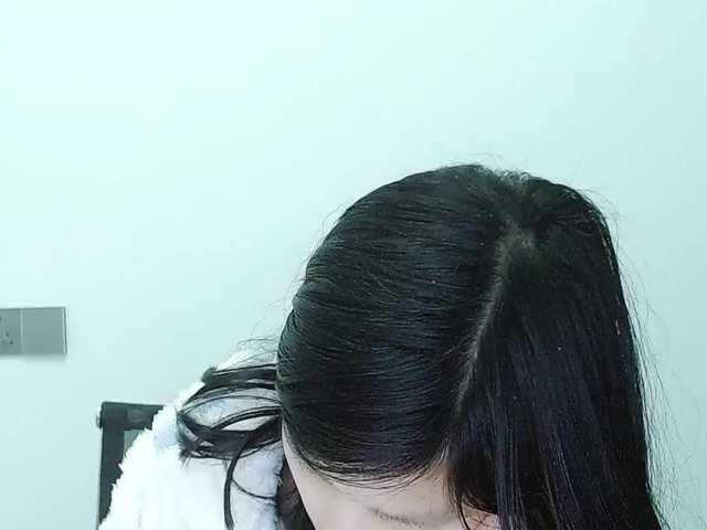 Selinababy99's BongaCams show and profile