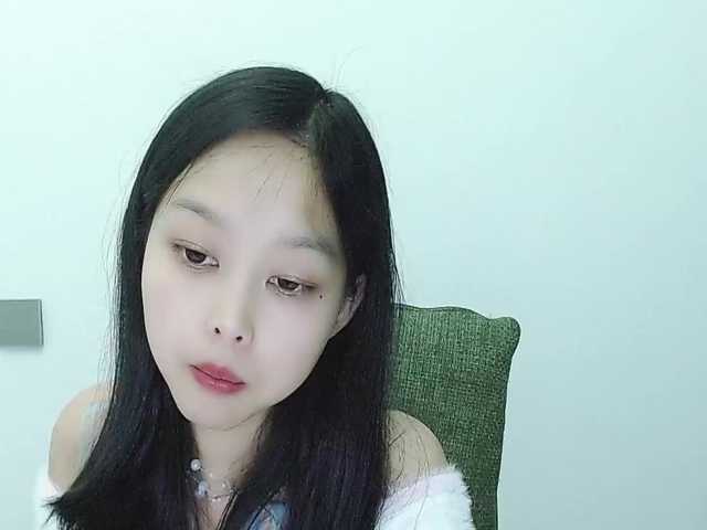 Selinababy99's BongaCams show and profile