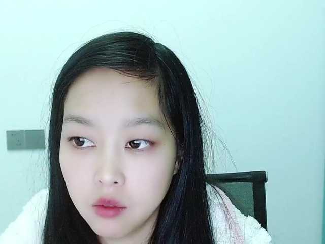 Selinababy99's BongaCams show and profile