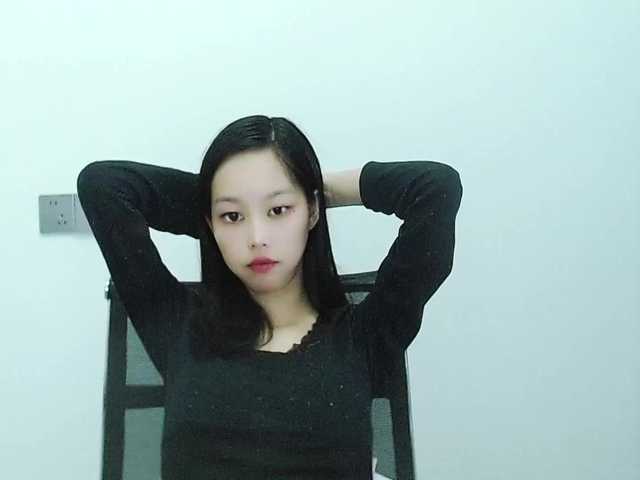 Selinababy99's BongaCams show and profile