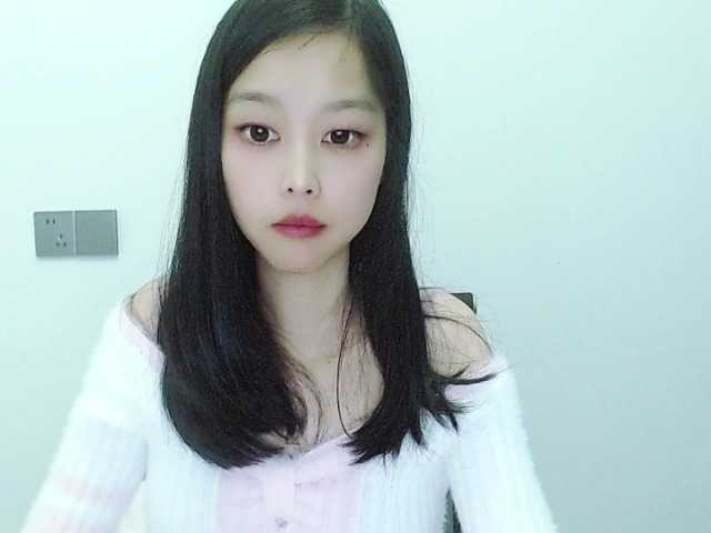 Selinababy99's BongaCams show and profile