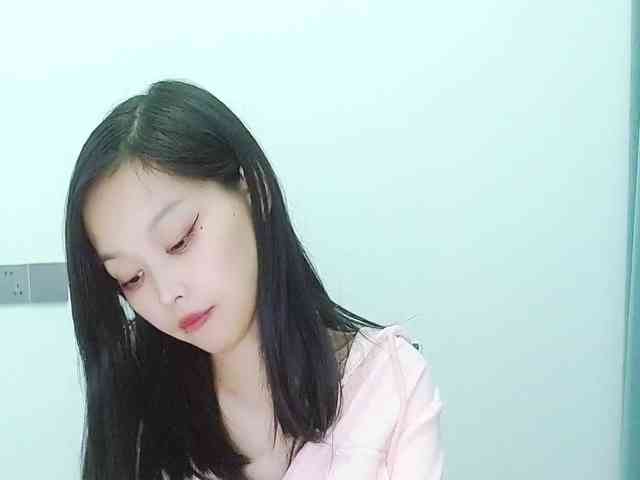 Selinababy99 Live Webcam on BongaCams