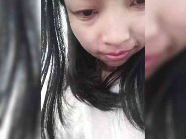 Selinababy99 Live Webcam on BongaCams