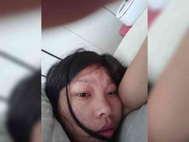 Selinababy99 Live Webcam on BongaCams