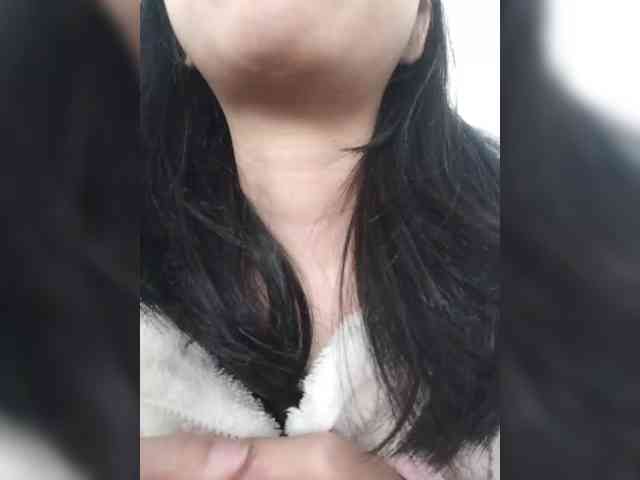 Selinababy99 Live Webcam on BongaCams