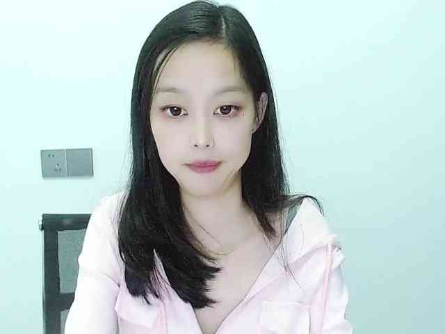 Selinababy99 Live Webcam on BongaCams