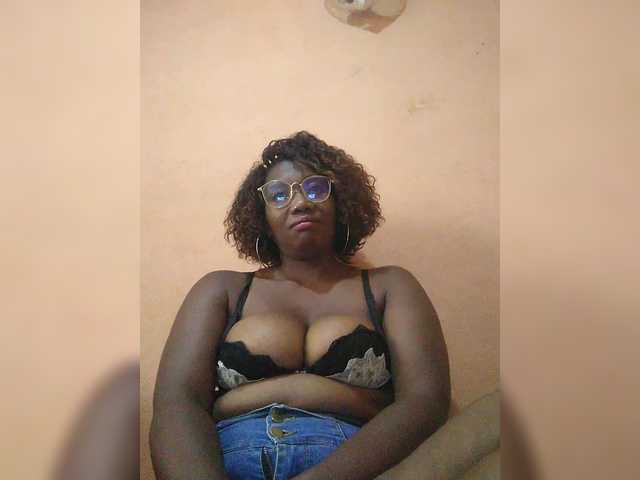 vanesslove's BongaCams show and profile