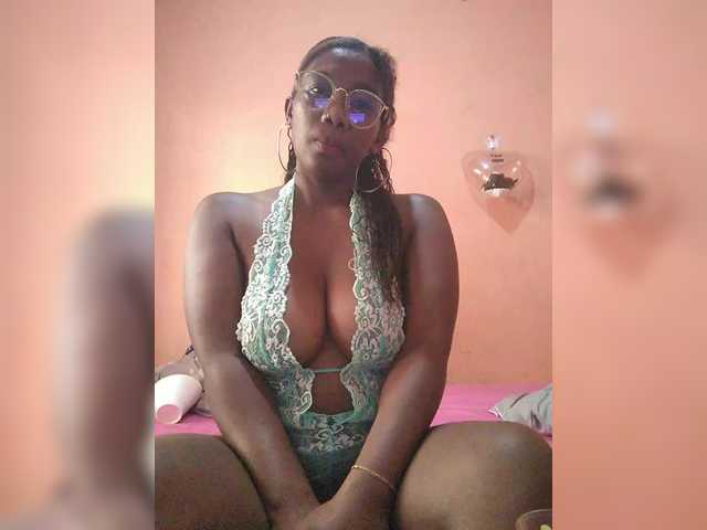 vanesslove's BongaCams show and profile