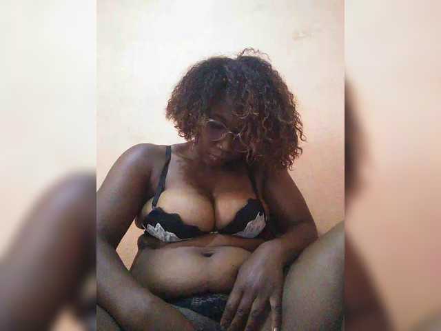 vanesslove from BongaCams is Freechat