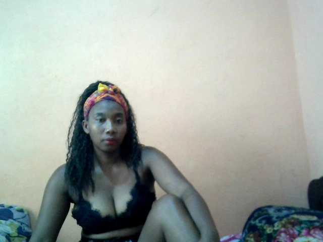 vanesslove's BongaCams show and profile