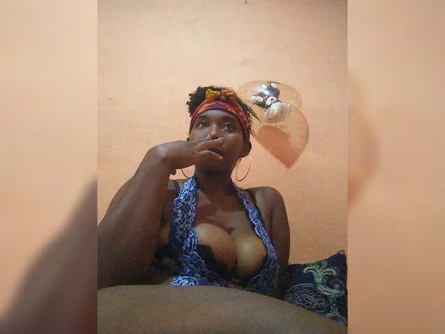 vanesslove's BongaCams show and profile