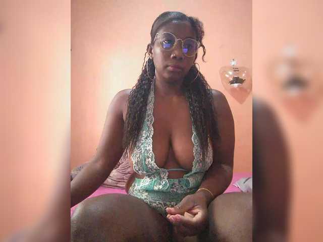 vanesslove's BongaCams show and profile