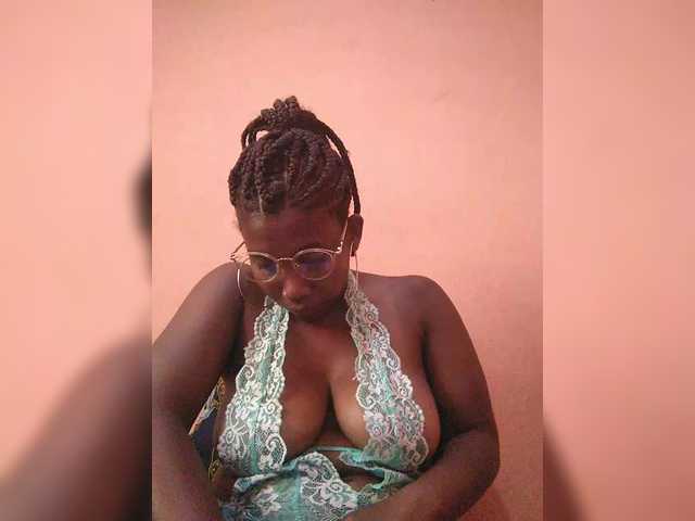 vanesslove's BongaCams show and profile