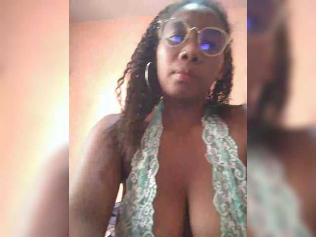 vanesslove's BongaCams show and profile