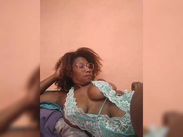 vanesslove's BongaCams show and profile