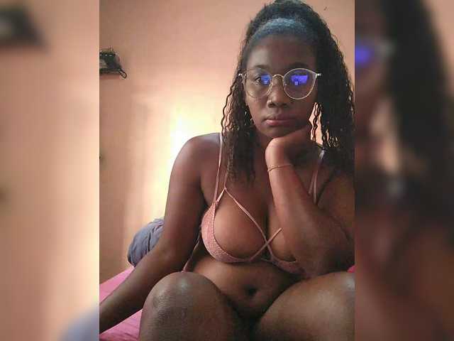 vanesslove live cam profile