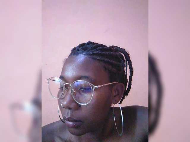 vanesslove's BongaCams show and profile