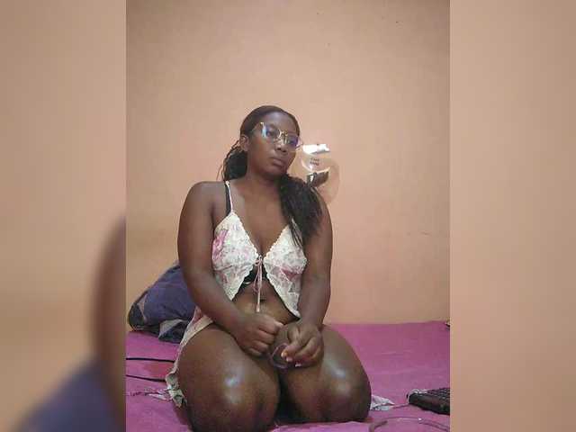 vanesslove's BongaCams show and profile