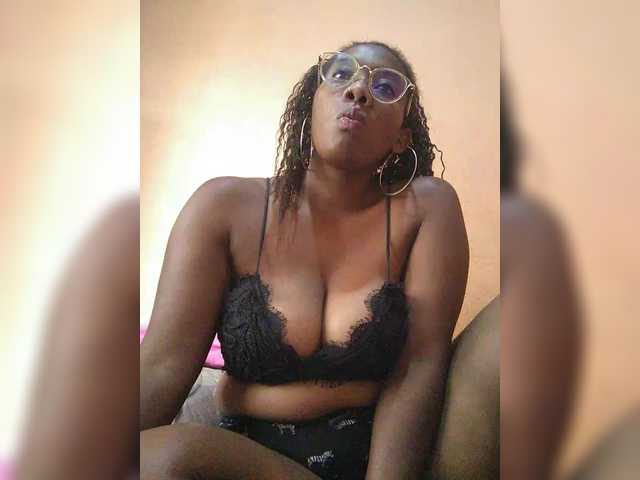 vanesslove's BongaCams show and profile